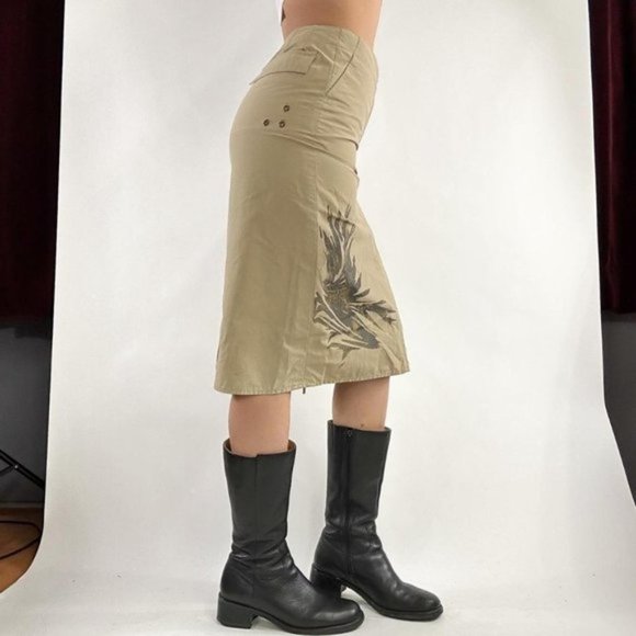 Gorgeous vintage 90s Armani Exchange Khaki Midi Skirt with abstract Motif and dr - Picture 3 of 8